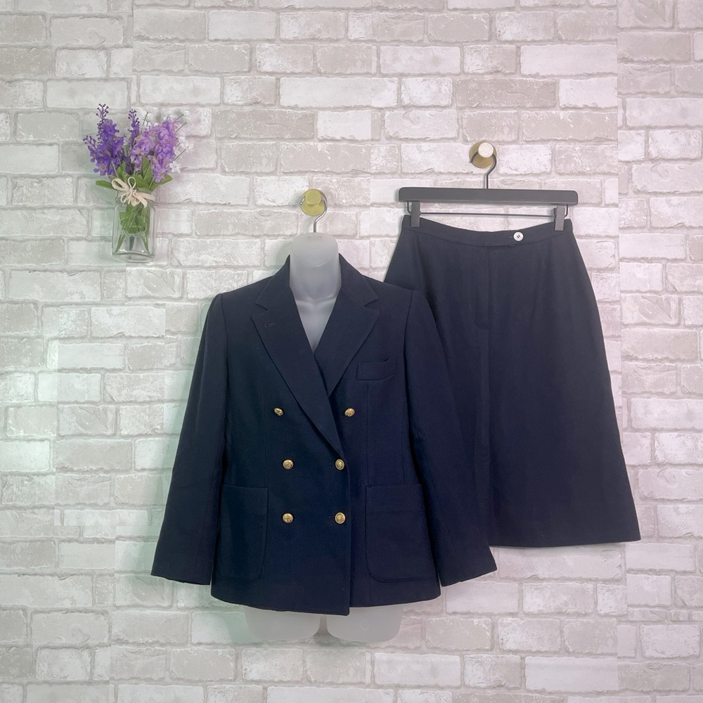 VINTAGE Evan Picone Navy Blue Wool Blend Jacket and Skirt Set